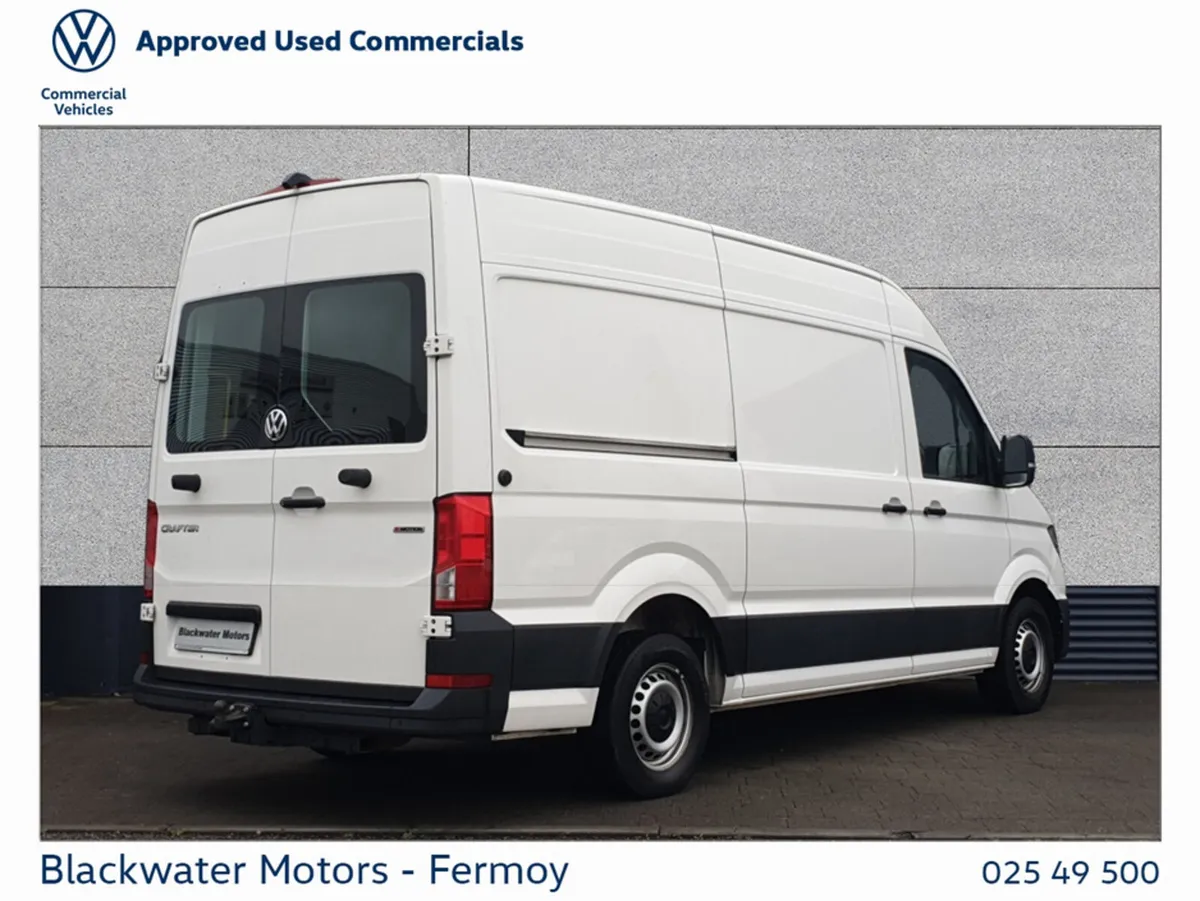 Volkswagen Crafter VAN 2.0TDI 177BHP MEDIUM WHEEL - Image 4