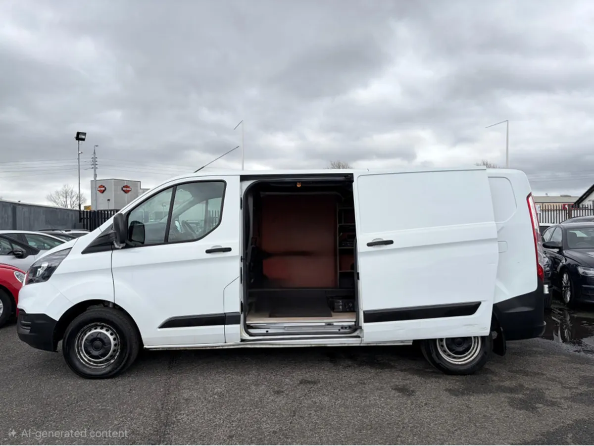 Ford Transit Custom LWB 2.0 T ** 1 OWNER IRISH VEH - Image 4
