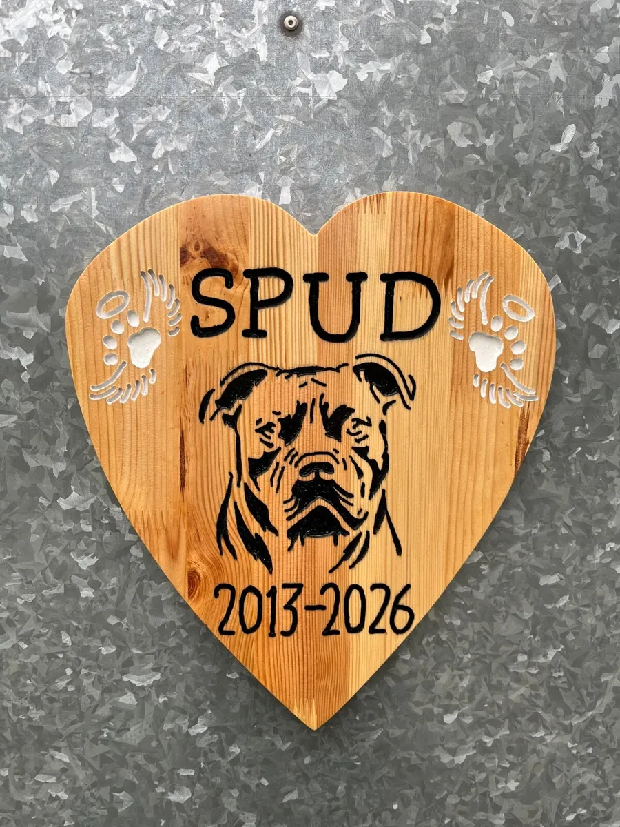 Personalised Handmade Wooden Pet Memorial Heart - Image 3