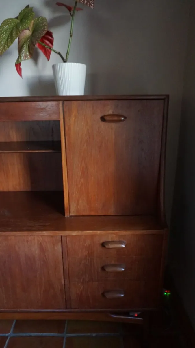 RARE FIND Vintage 70s G Plan Teak Drinks Cabinet - Image 2