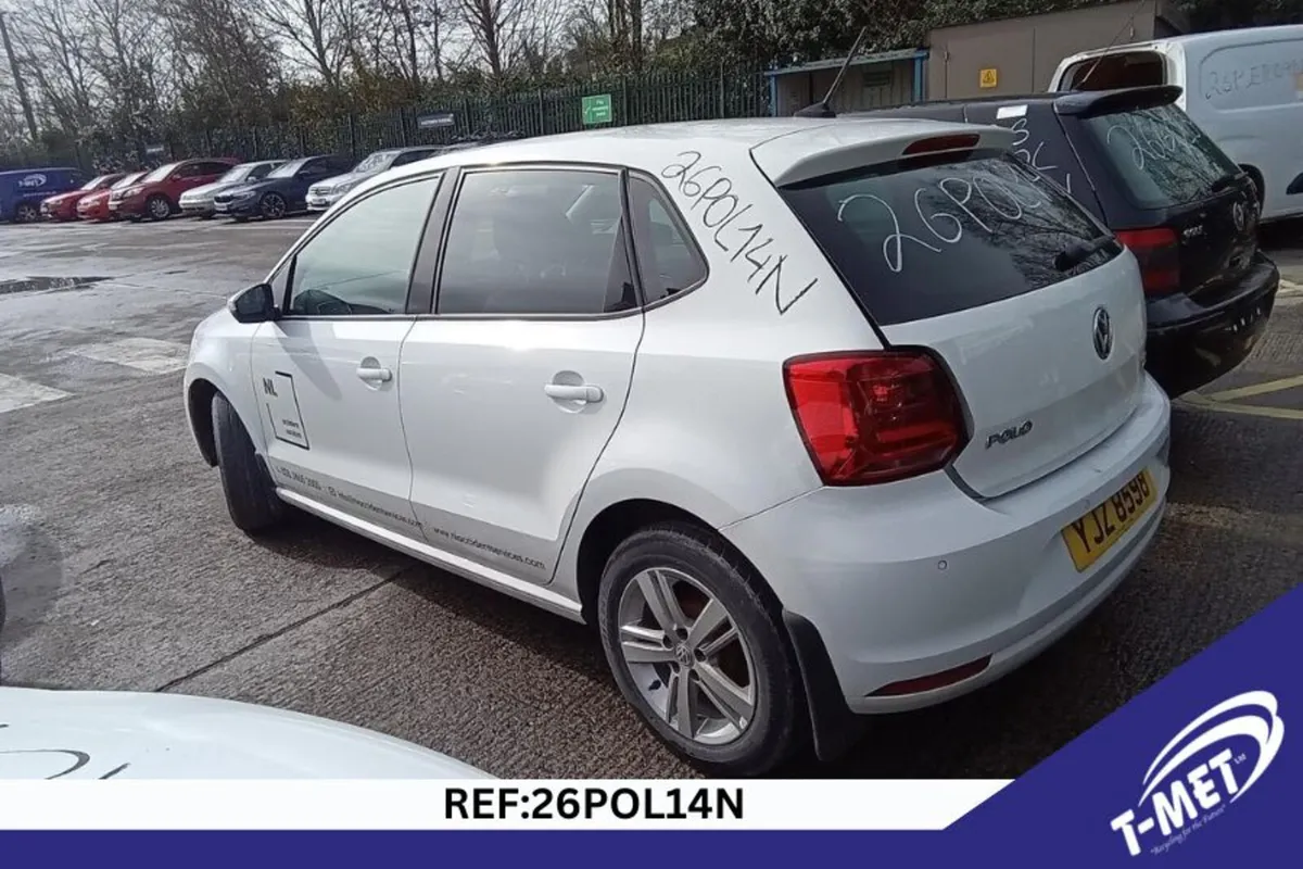 2016 VOLKSWAGEN POLO BREAKING FOR PARTS - Image 4