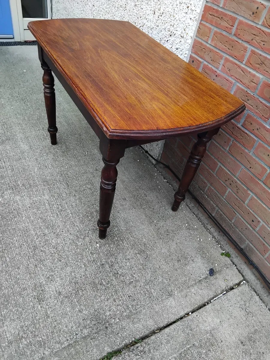 Kitchen table - Image 2