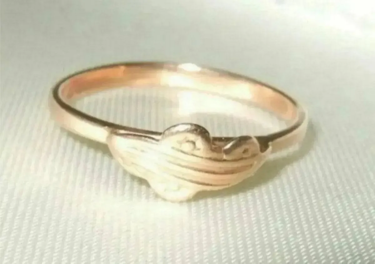 Vintage 14ct Gold Unisex Ring - Image 1
