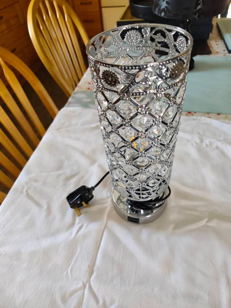 Lamp with USB point bedroom - Image 2