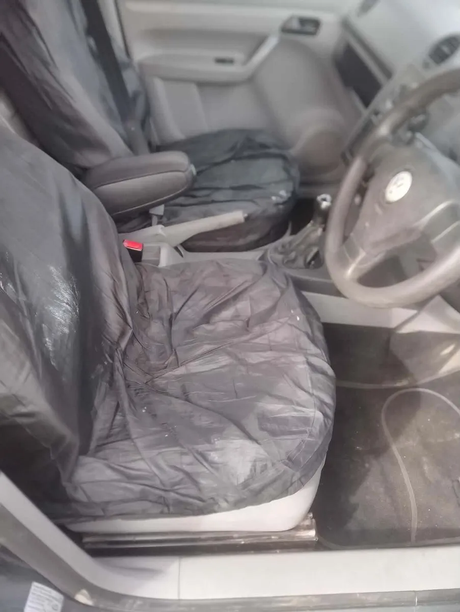 Volkswagen Caddy 2008 - Image 4