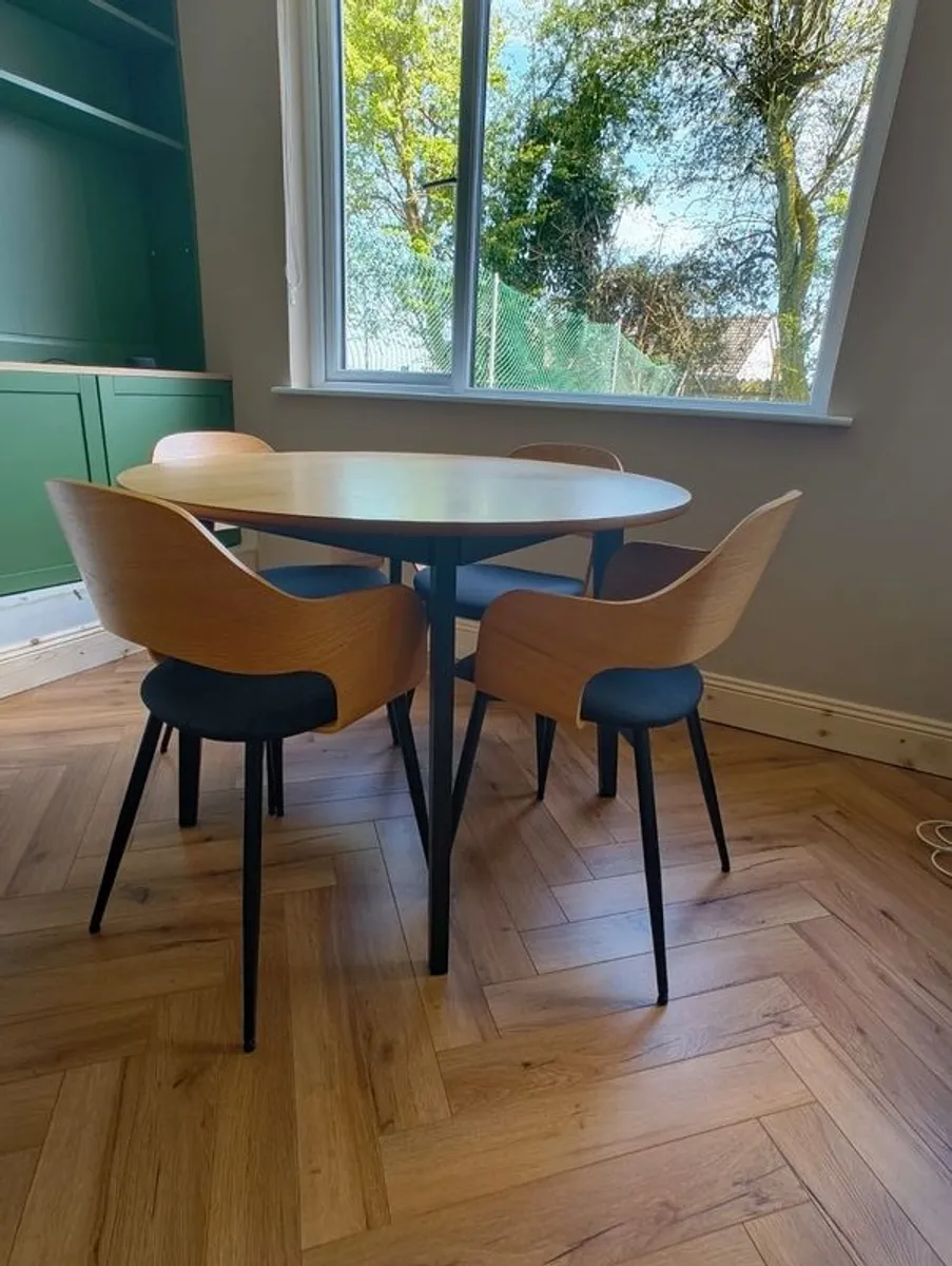 Dining Table & 4 Chairs - Image 1