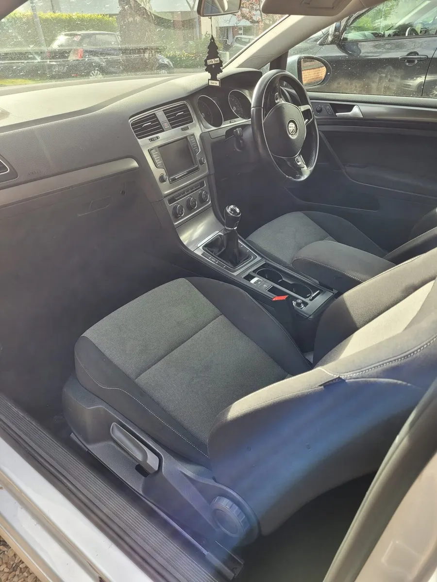 Volkswagen Golf Van - Image 4