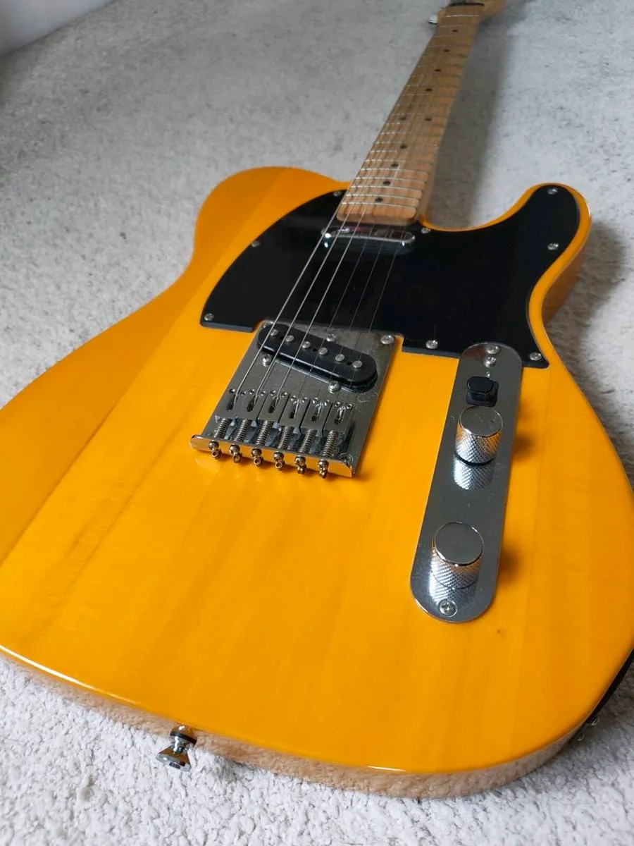 Squier Fender Telecaster Affinity + Vox Amp - Image 4