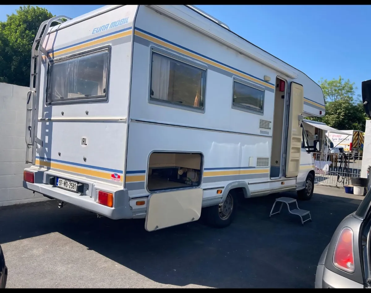Campervan - Image 3