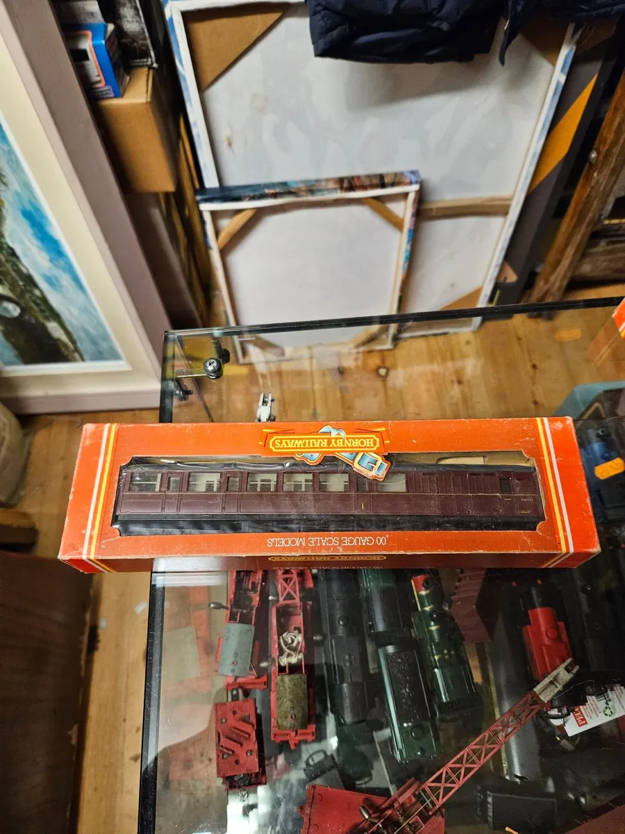 Hornby OO Gauge Carraige