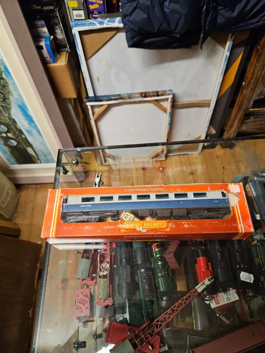 Hornby OO Gauge Carraige