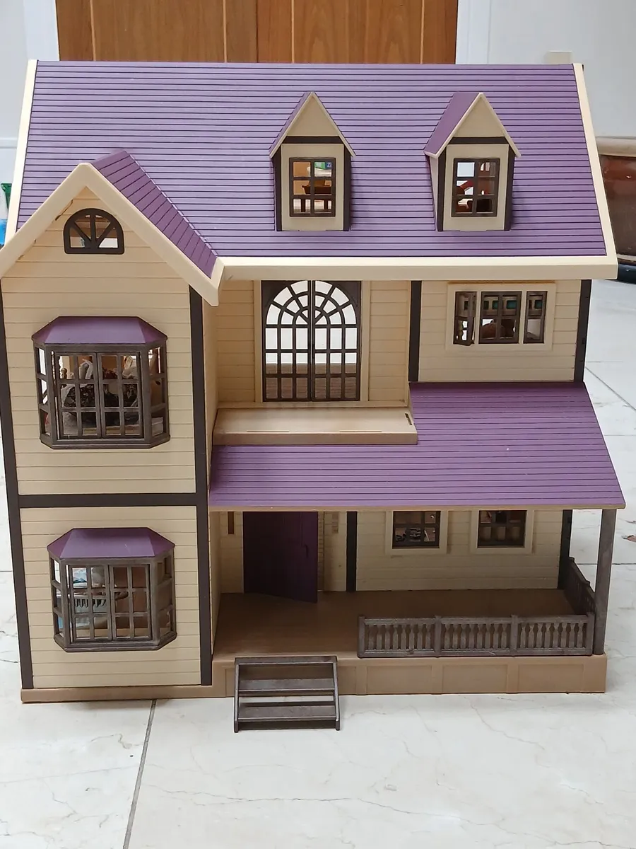 Sylvanian Family Bundle - Image 2