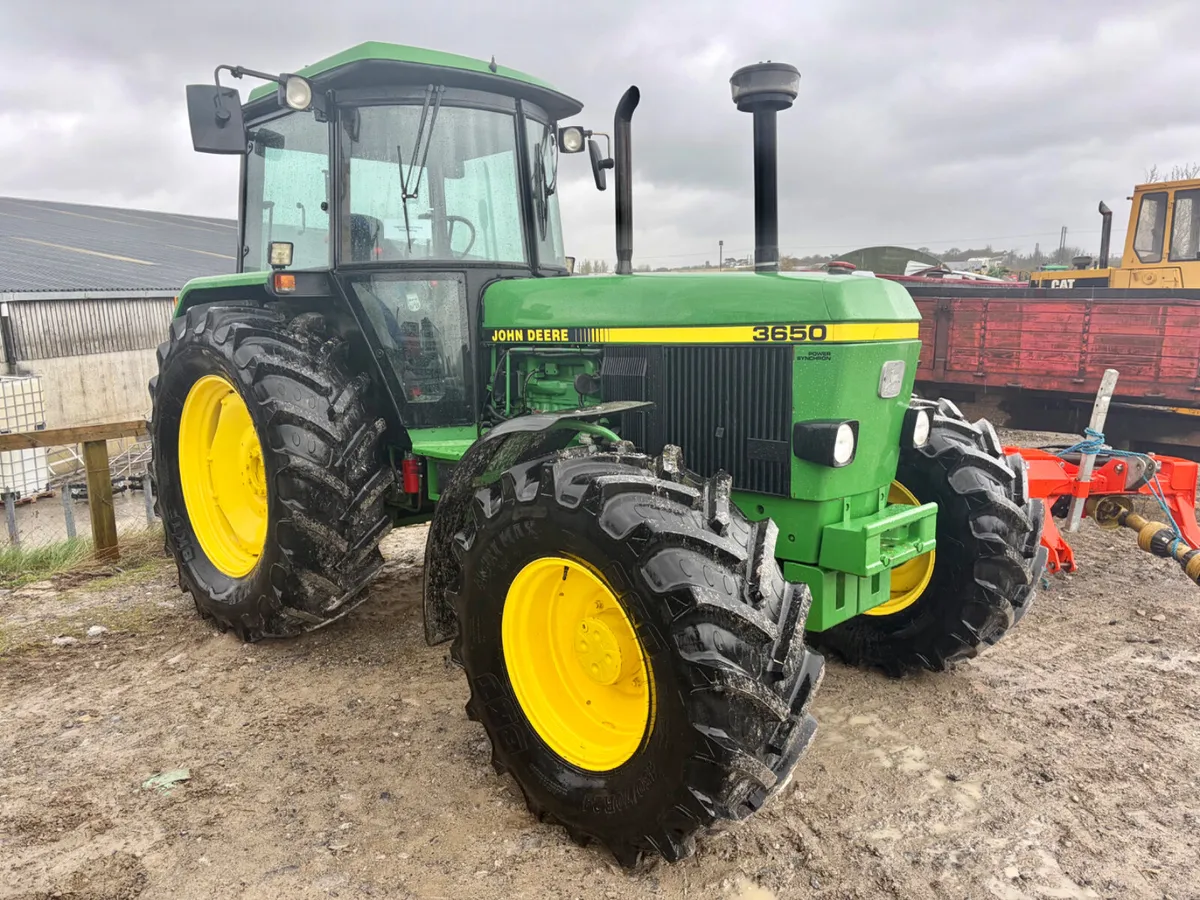 Tractor, Digger & Loader Auction Saturday - Image 1