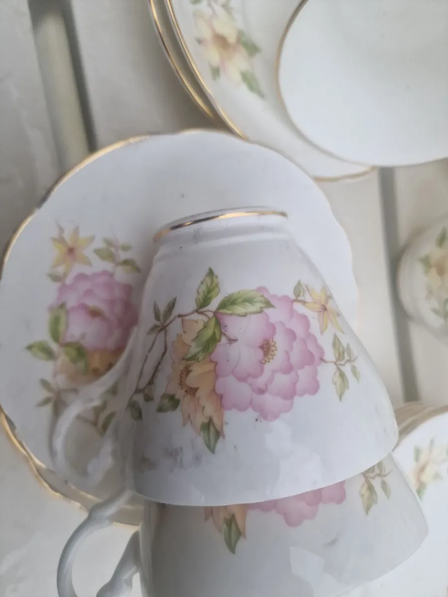 Royal Stuart China tea set. - Image 3