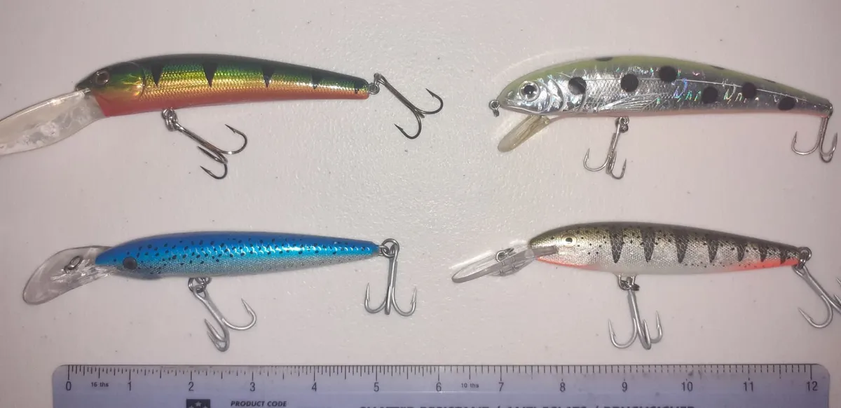 Plugs floating solid body