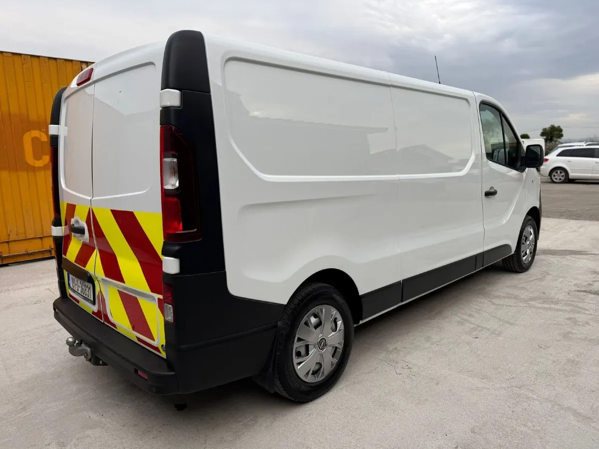 Opel Vivaro 2019LWB ONLY 58K KILOMETRES - Image 3