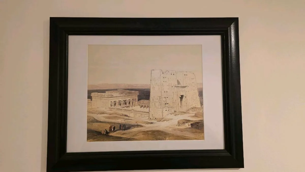 Art collection, multiple portraits - Image 4