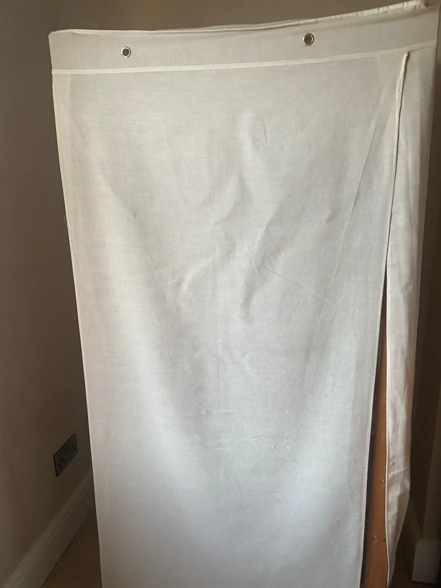 Wardrobe / Shelves - Image 3