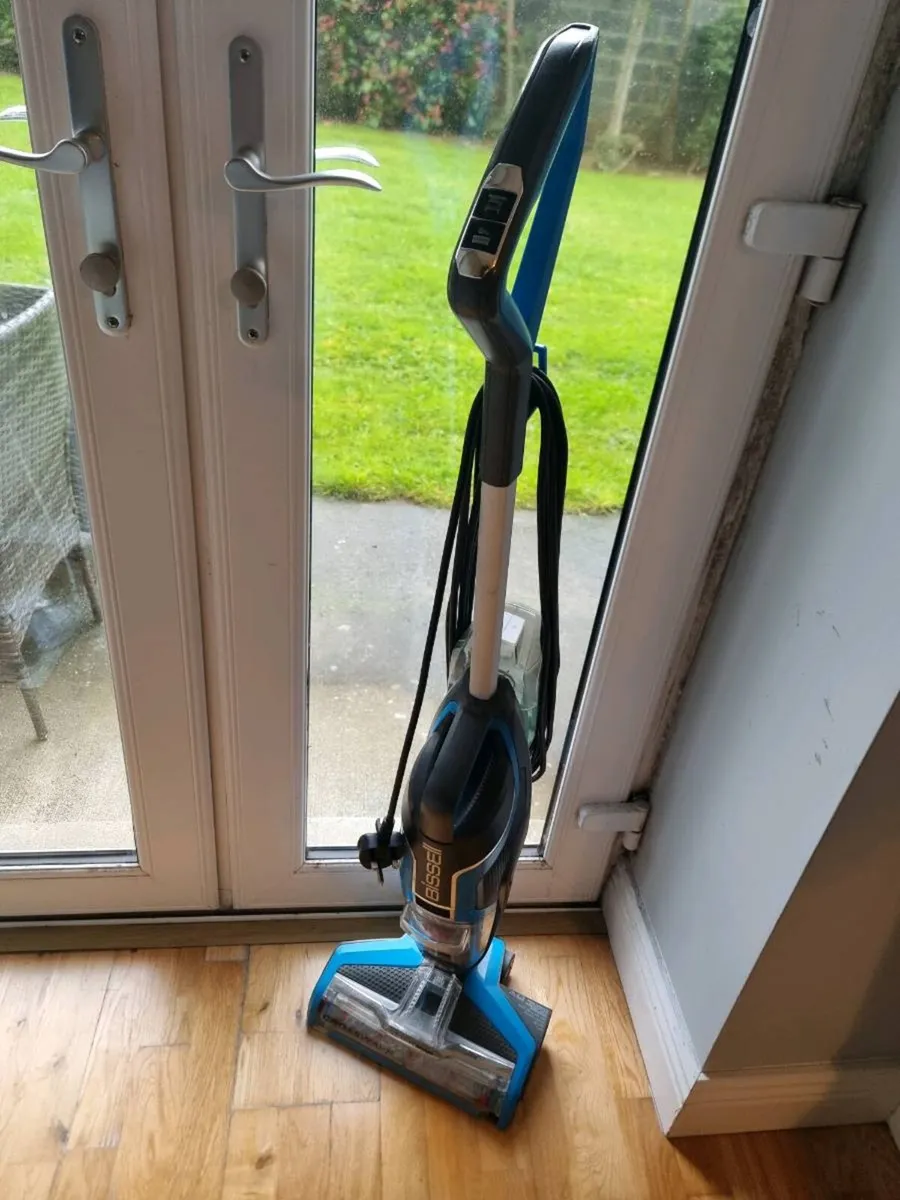 Bissel 3-in-1 vaccum cleaner
