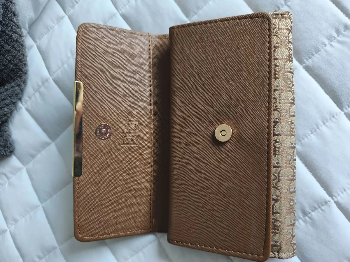 wallet - Image 2