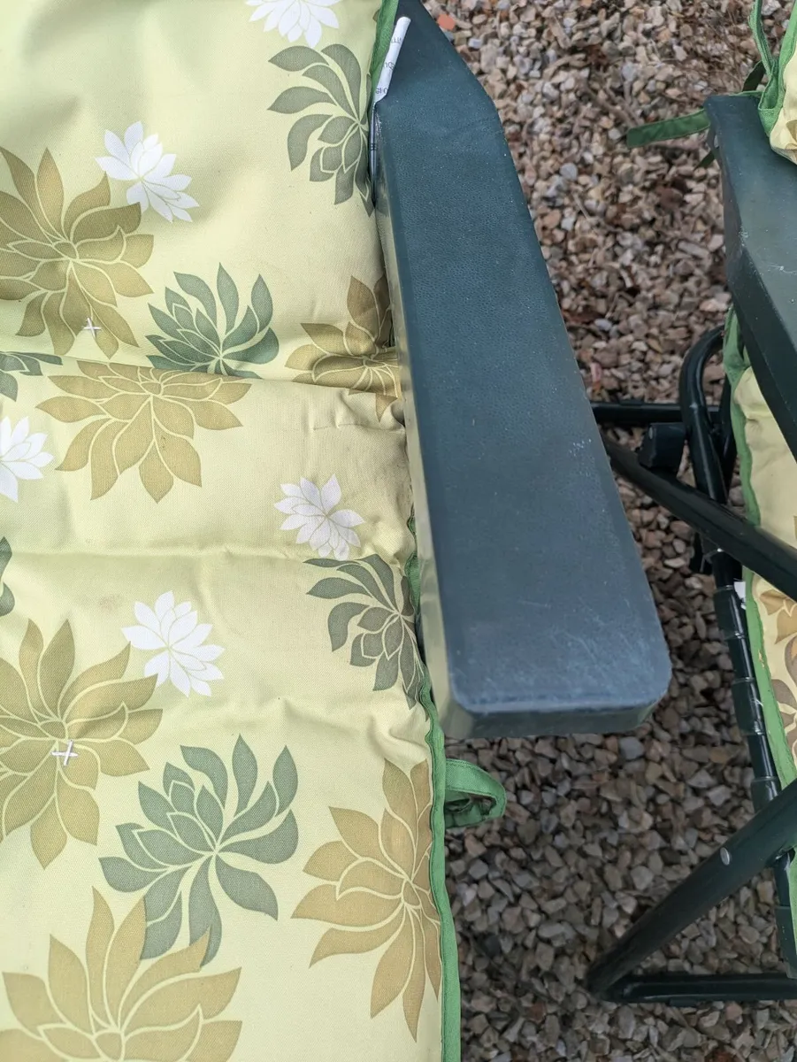2 x sun loungers - Image 2