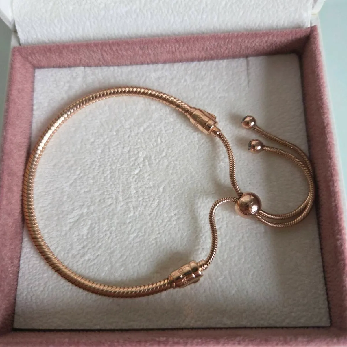 Pandora bracelet rose gold size ajustable - Image 2