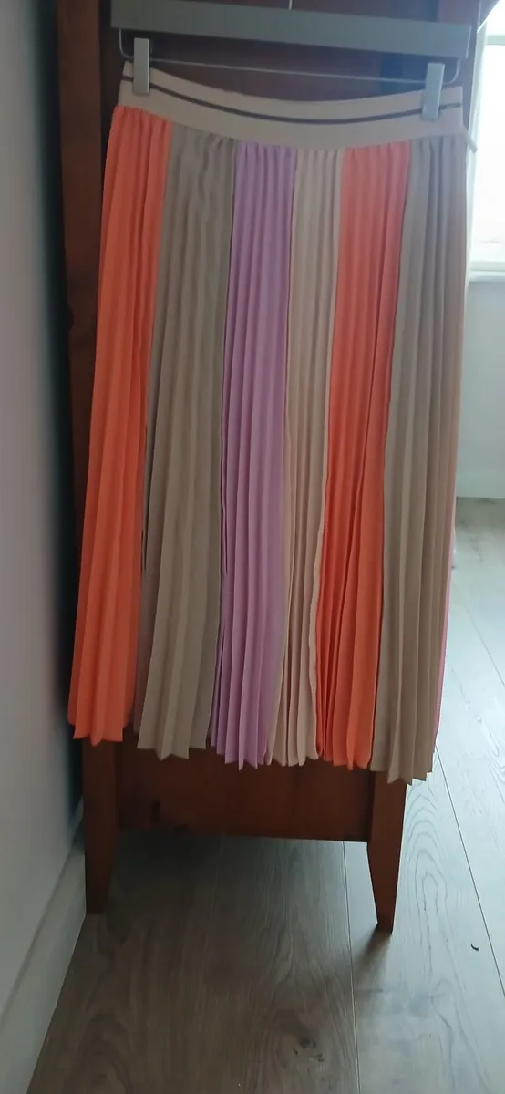 Designer skirt - Image 1