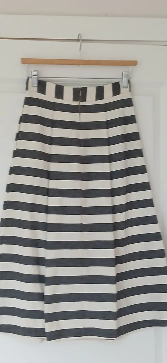 Designer Paolo Casalini Skirt - Image 3