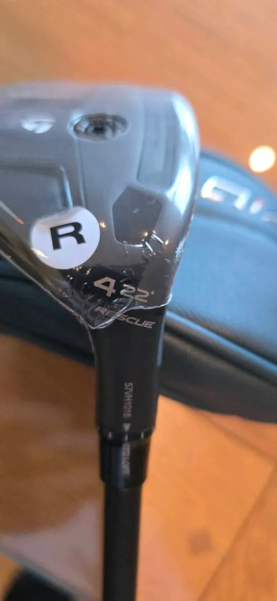 New Taylormade QI4D 22 degrees rescue - Image 1