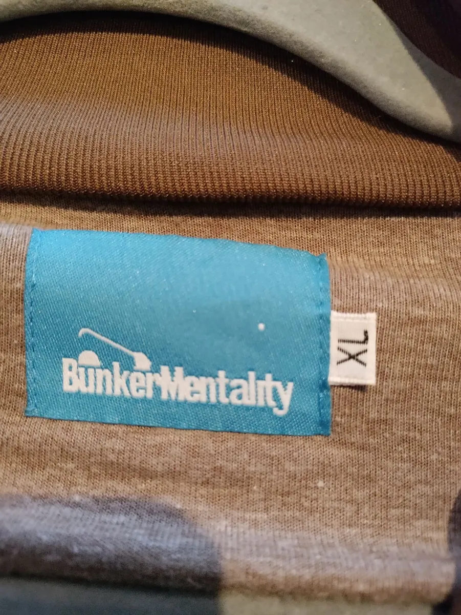 Bunker Mentality Track top XL - Image 3