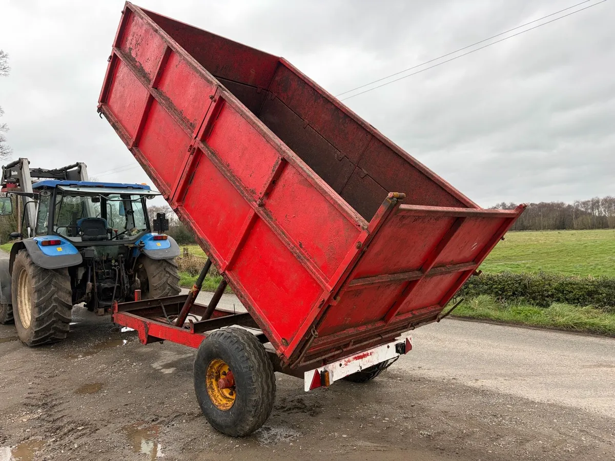 Tipping trailer - Image 1