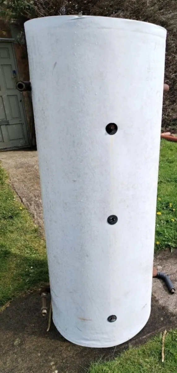 Buffer tank - Image 1