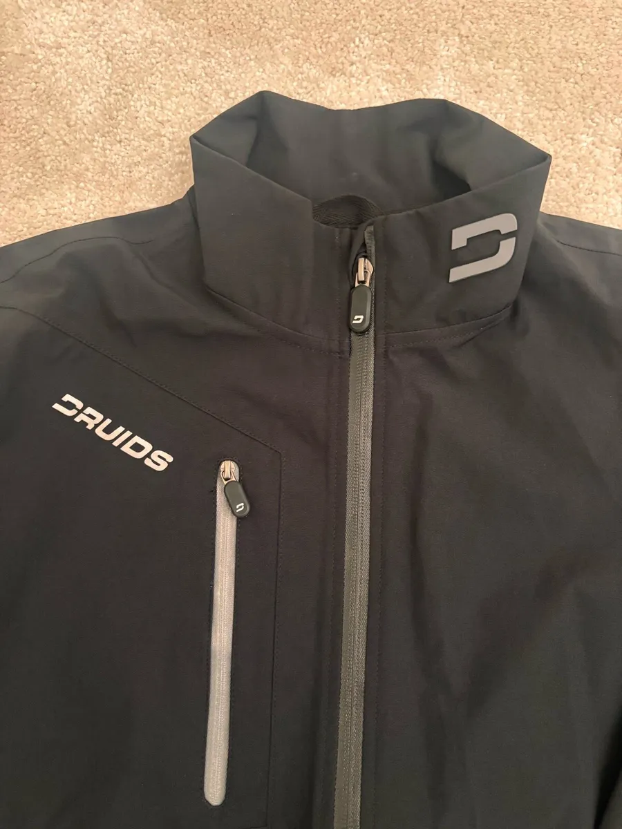 Druids Golf Everdri Rain Jacket Size M - Image 2