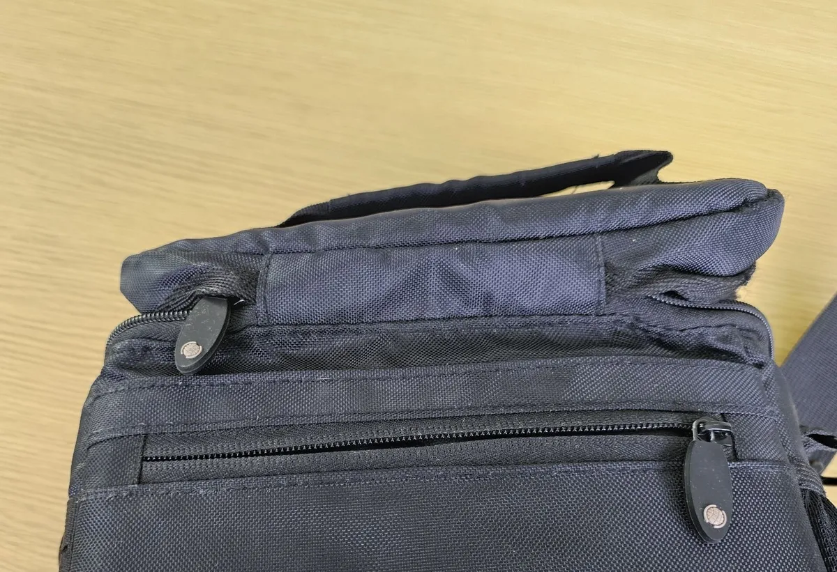 camera bag - Image 2