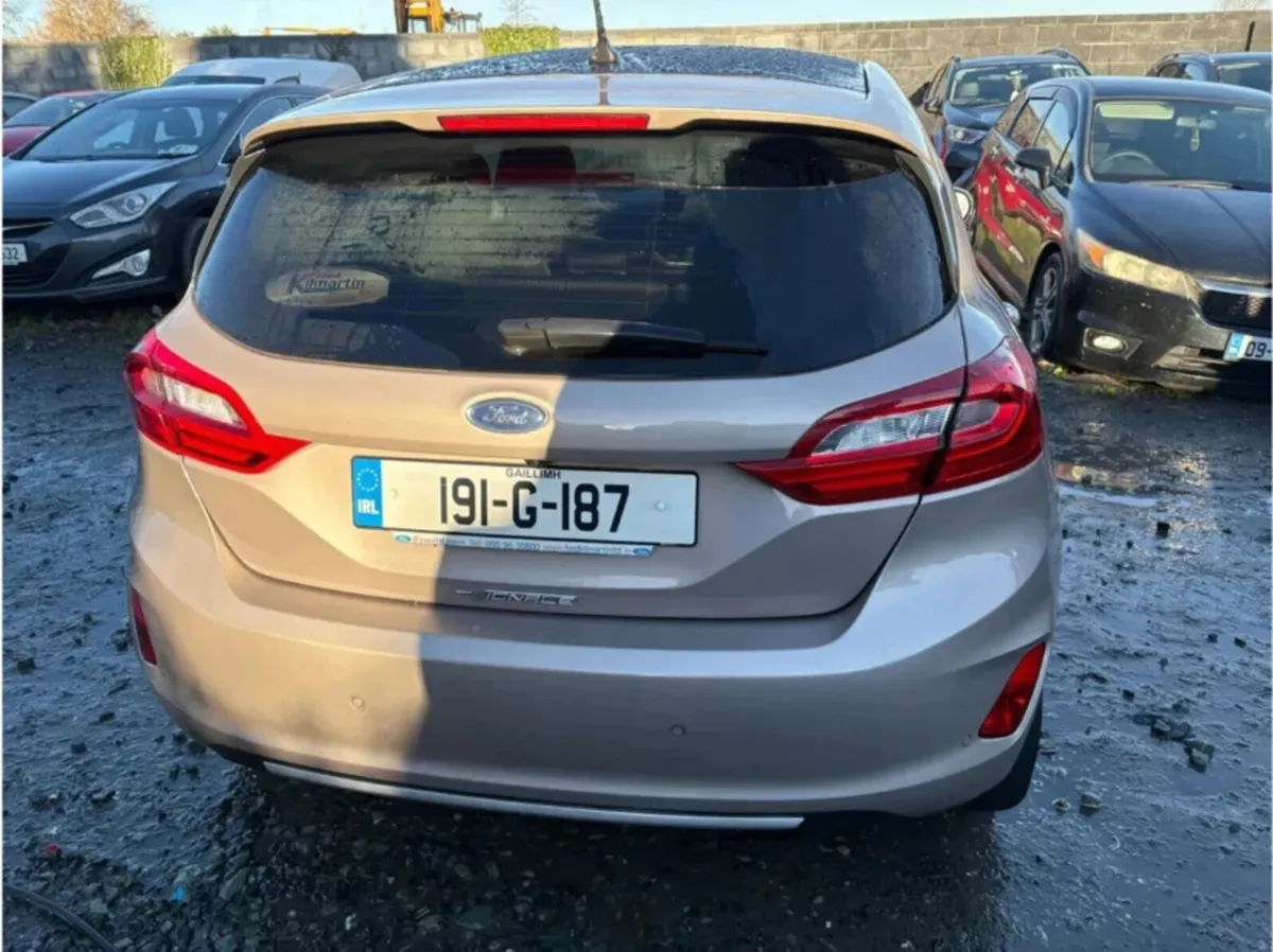 2019 fiesta 1.0 Vignale Only 87,000 Kms - Image 2