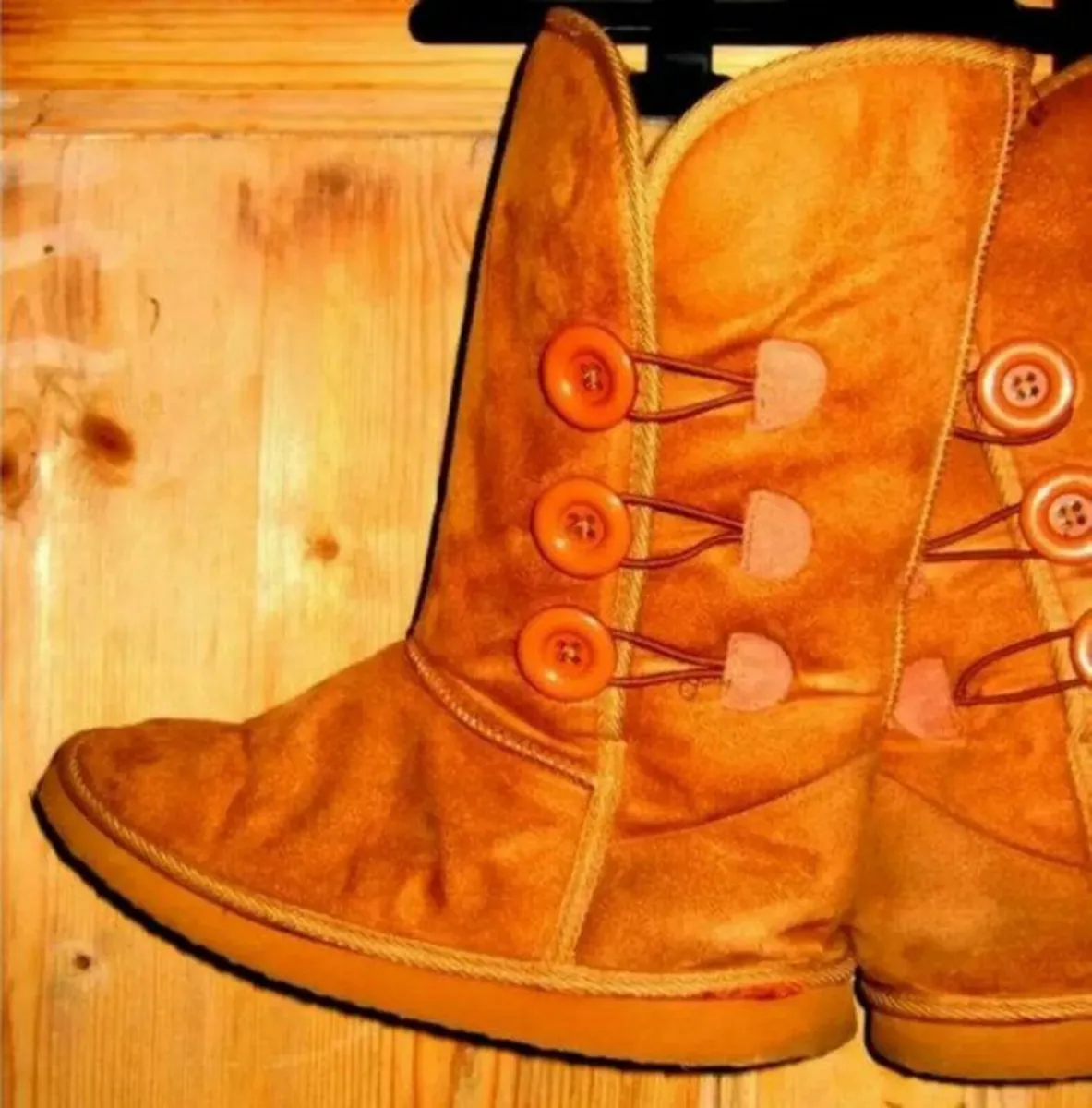 BNWT Ladies Boots-Size 6.5 - Image 2