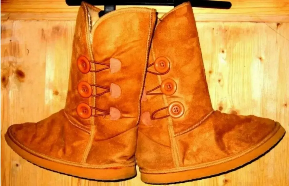 BNWT Ladies Boots-Size 6.5 - Image 1