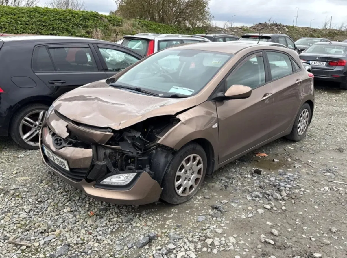 2015 Hyundai i30 1.4 diesel - Image 3