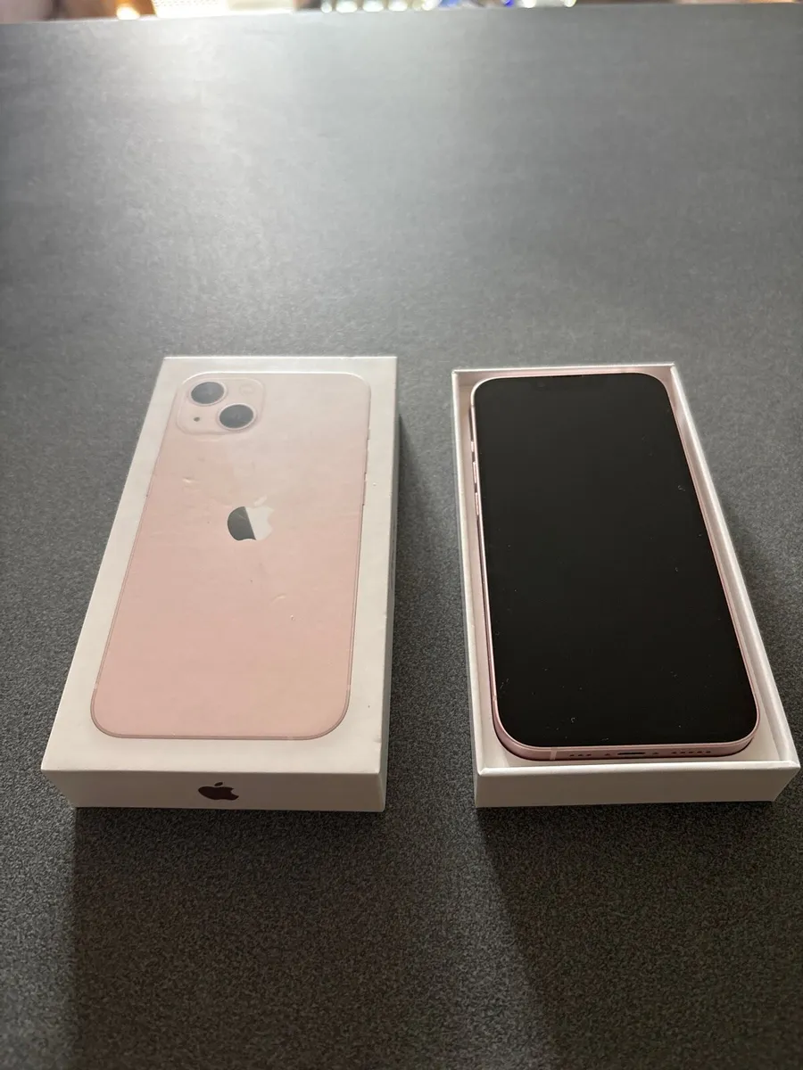 IPhone 13 - Image 1