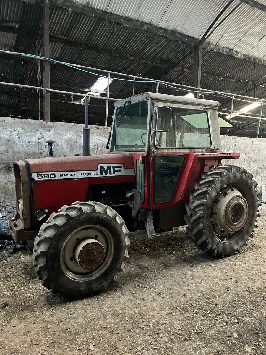 Massey Ferguson 590 - Image 1