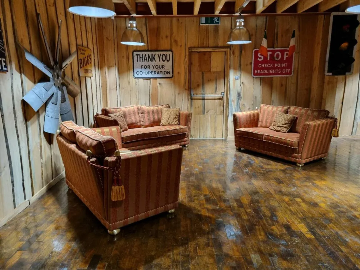 Camas 3+2+2 Fabric Suite - Image 3