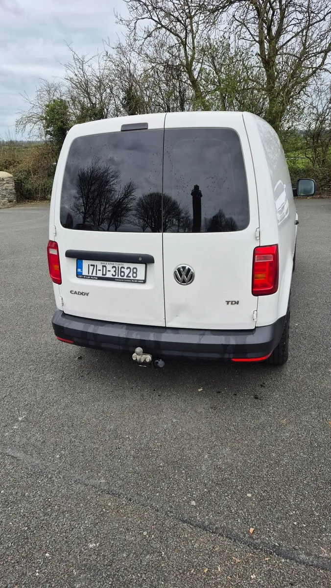 Volkswagen Caddy PV 2.0TDI 102HP 2017 - Image 4