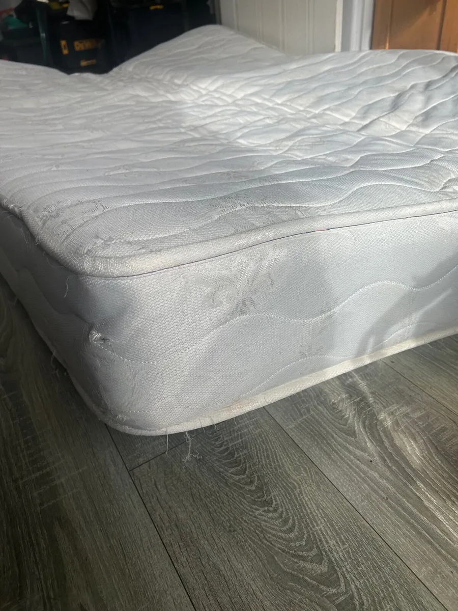 FREE double mattress - Image 3