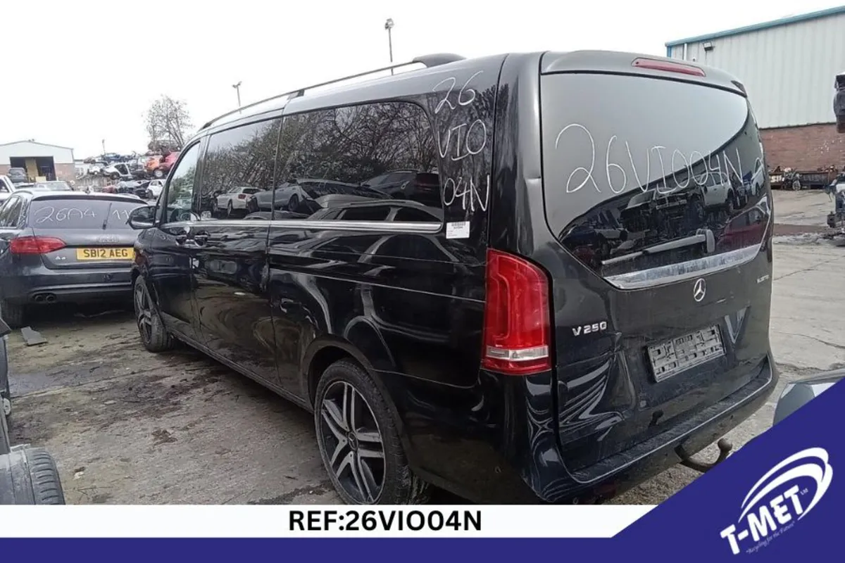 2015 MERCEDES VITO BREAKING FOR PARTS - Image 4