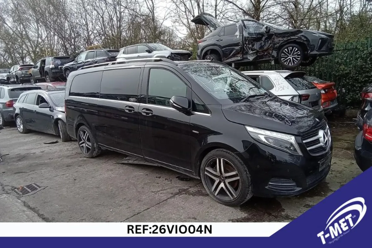 2015 MERCEDES VITO BREAKING FOR PARTS - Image 1