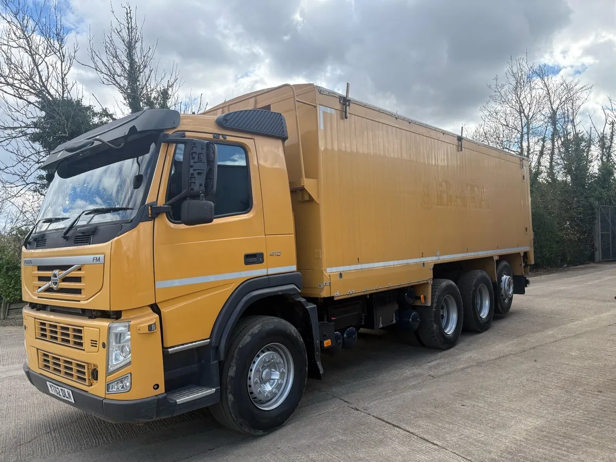 Volvo lorry - Image 4