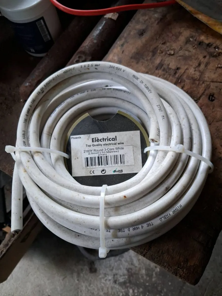 3 core electric cable - Image 1