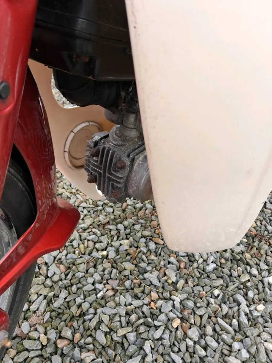 Honda c90 cub - Image 3