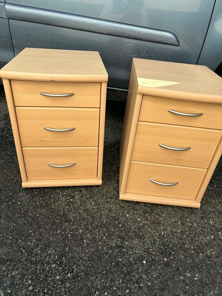 Oak single bed frame + 2 lockers - Image 4