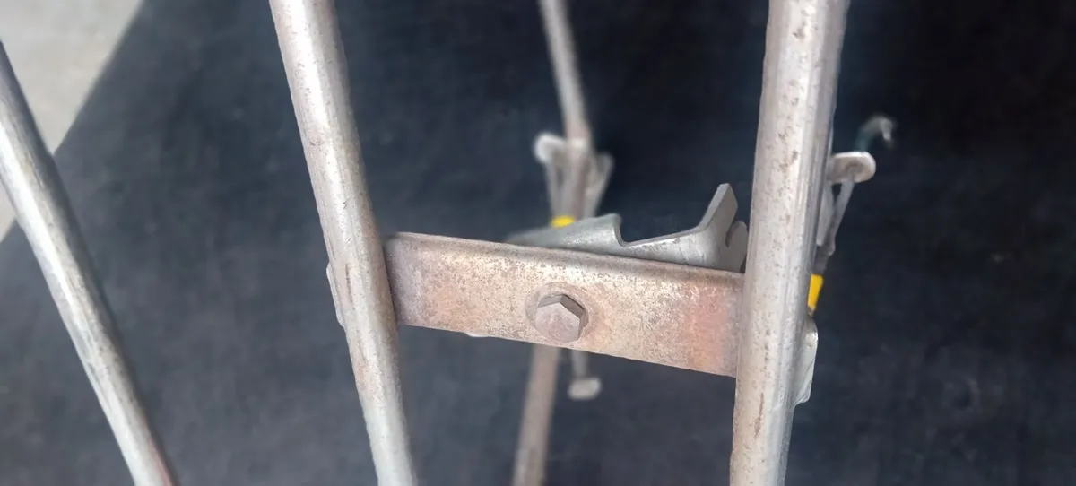 Vespa 90 spare wheel carrier and spares - Image 2